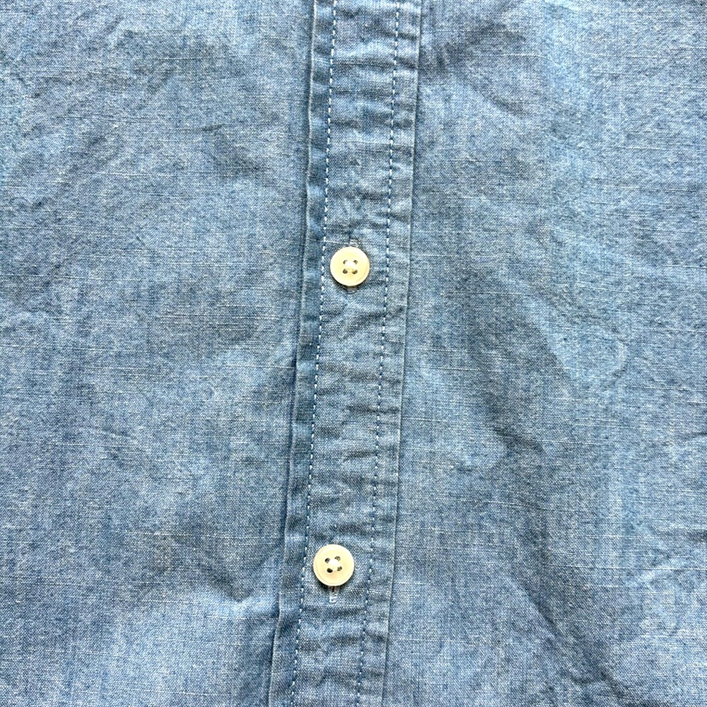 J.Crew Classic-Fit Chambray Ruffle-Sleeve Shirt- NWT- Medium Light Wash- Size 8 - Picture 5 of 7